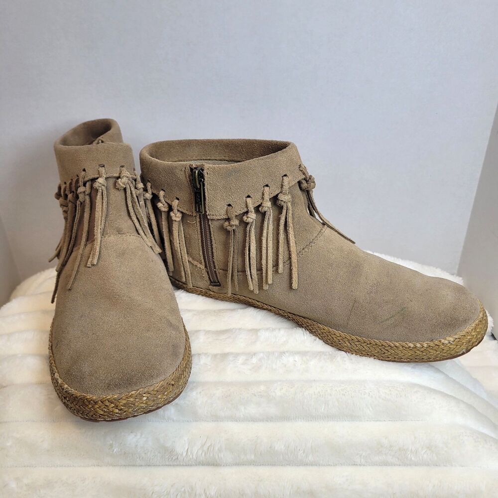 UGG Shenendoah Womens Moccasin Ankle Boots Size 8 Suede Zip Western Chic Boho